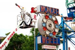 Wonder Wheel 1