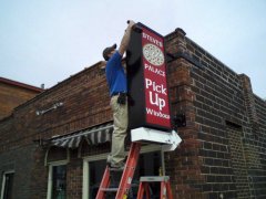 Steve's Pizza Drive Through