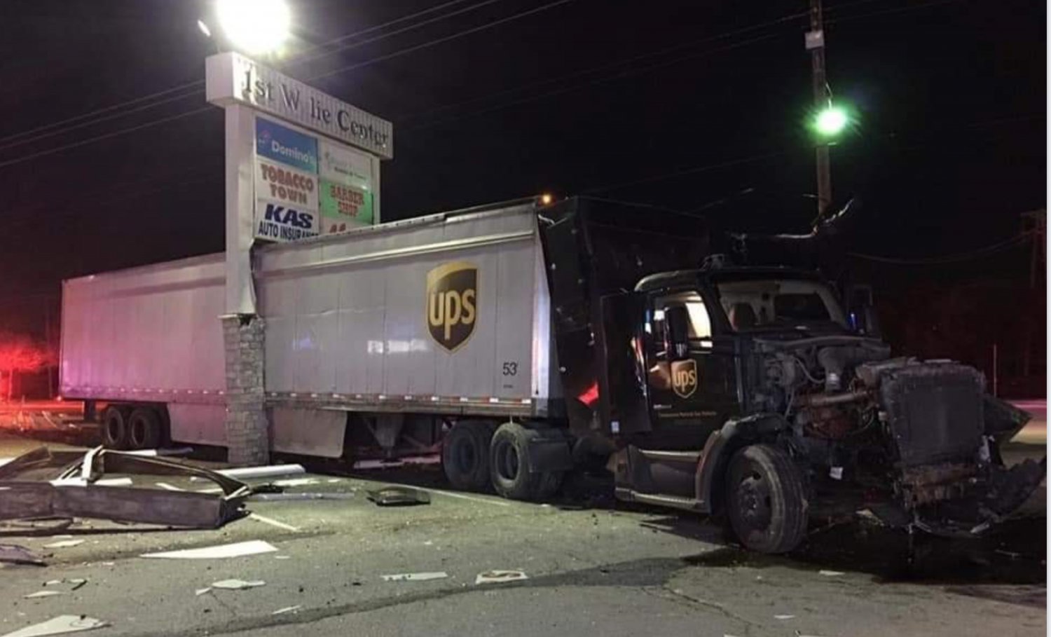 UPS Truck vs Pylon Sign.jpg